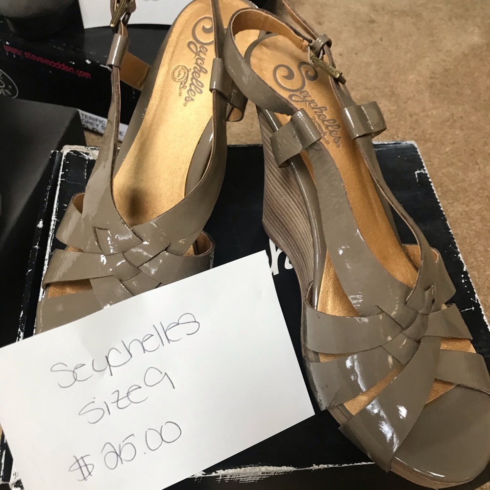 Ladies wedge